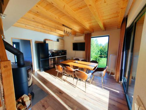 Dapur atau dapur kecil di Tarnawa Gold, Sauna, Jacuzzi, Grota solna,
