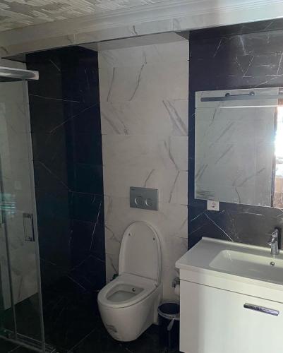 Ένα μπάνιο στο Astoria Life Hotel