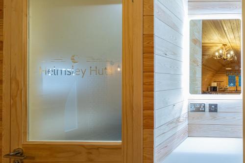 Un baño de Cliff Stud Retreat - Luxury lodges and cosy cottages