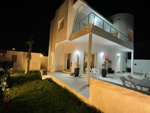 Ảnh trong thư viện ảnh của Villa à 2 pas de la plage - 4 chambres ở Imsouane