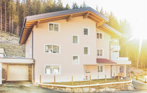 Nice Apartment In Schmirn With Wifi And 2 Bedrooms