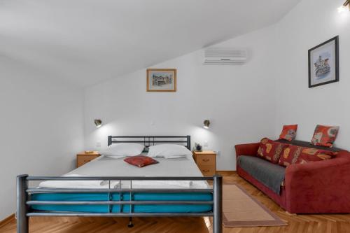 Un pat sau paturi într-o cameră la Room 79-10