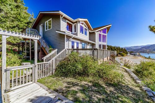 Harborview Luxury Home – Photos 2
