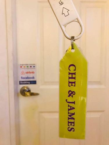 Certifikát, hodnocení, plakát nebo jiný dokument vystavený v ubytování CHE & JAMES FEMALE GUEST House COLON, CEBU