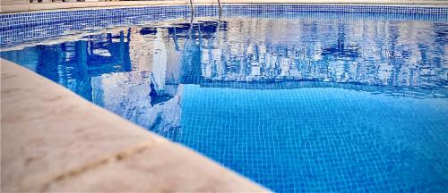 Afbeelding uit fotogalerij van SUNRISE VIEW VILLA in Qala
