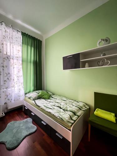 neu-möbliertes Apartment nähe Zentrum
