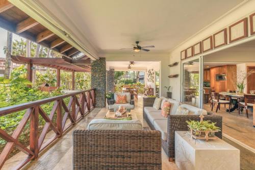 Balkoni atau teres di Glamorous w Jacuzzi Balcones del Atlntico