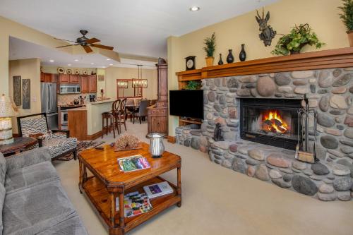 Highlands Lodge #107 – Photos 5