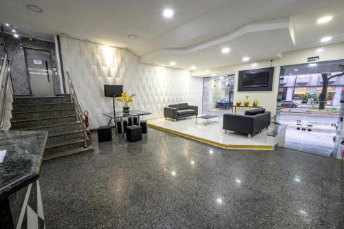 Μια τηλεόραση ή/και κέντρο ψυχαγωγίας στο Hotel Nacional Inn São Paulo- Próximo ao SAMPA SKY