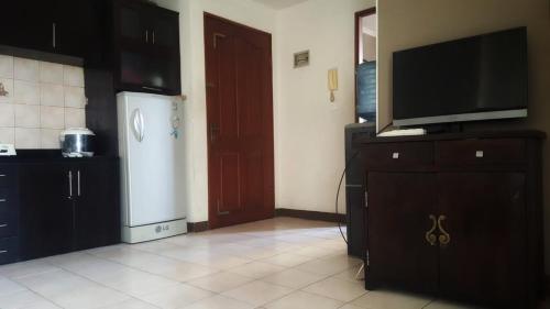 Η κουζίνα ή μικρή κουζίνα στο Mediterania palace residences kemayoran