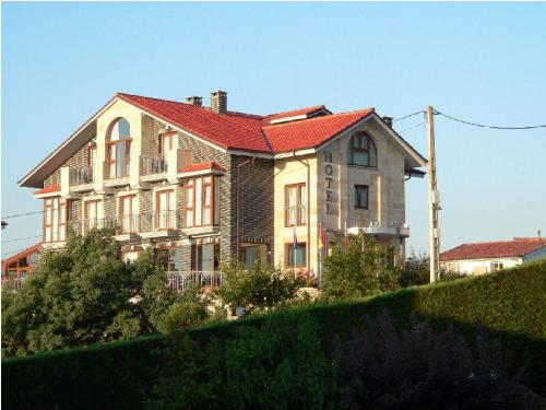 Gallery image of Hotel Azul de Galimar in San Vicente de la Barquera