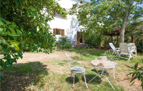 Awesome Home In Cetraro With 2 Bedrooms