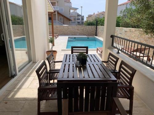 Apartment in Vodice with terrace, air conditioning, WiFi, dishwasher, Pool 4932-3