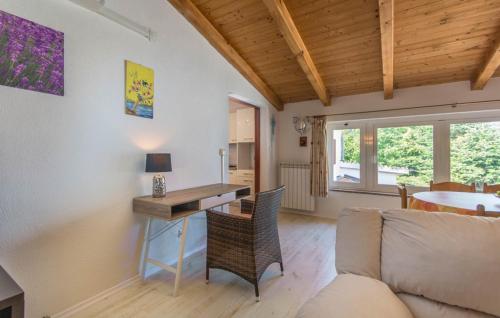 Apartment in Porec with terrace, air conditioning, WiFi, washing machine (4928-4)