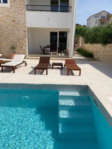 Apartment in Vodice with terrace, air conditioning, WiFi, dishwasher, Pool 4932-1
