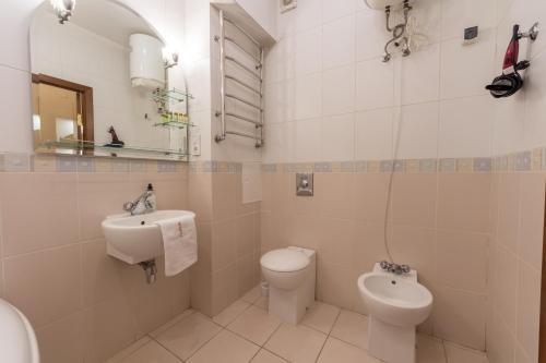 Ванная комната в Central Apartments Maidan Area
