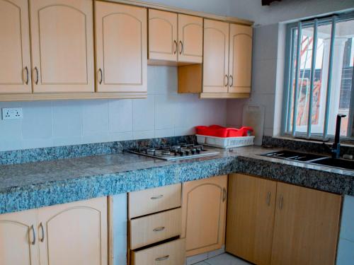 PROVIDENCE SUITES – Photos 3