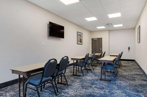 TV o dispositivi per l'intrattenimento presso Comfort Suites