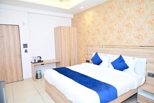 Gallery image of The Dwelling Inn in Greater Noida