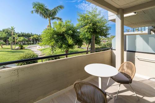 Deluxe Garden View