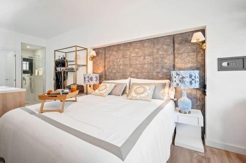 3 Puerto Banus luxurious apartment in the heart of the port