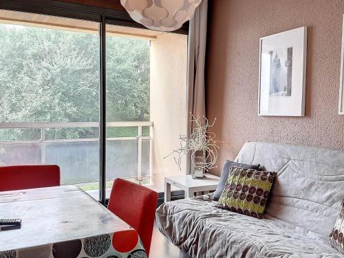 Studio rénové à 80m des pistes, 4 pers, balcon sud et cuisine indépendante - FR-1-416-103