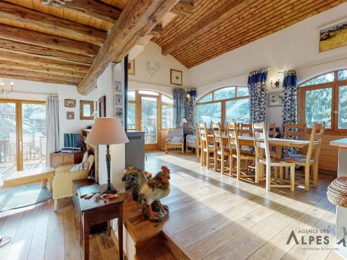 Chalet confort 10 pers, 5 chambres, Wifi, animaux admis, parking - FR-1-452-59