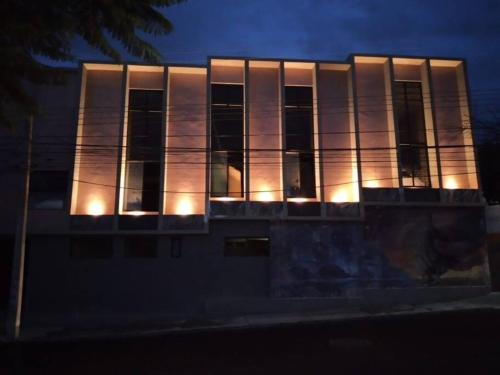 Το κτήριο όπου στεγάζεται  το διαμέρισμα