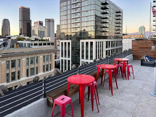Fashion Loft 2 bedroom Downtown photo 38