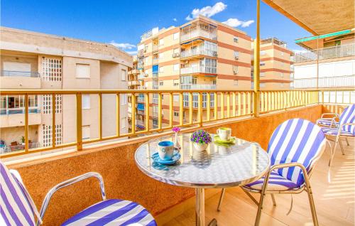 Stunning Apartment In Santa Pola