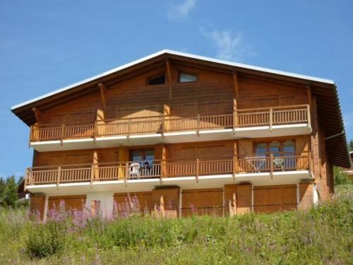 Photo de la galerie de l'établissement Appartement cosy 2 pièces, 6 pers, Les Saisies, balcon - FR-1-594-116, à Hauteluce