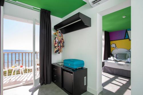 Casual Pop Art Benidorm by Casual Hoteles photo 37