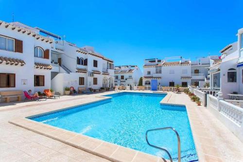 Bravo Ciudad Quesada by Villas&You