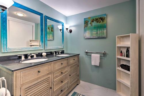 Koupelna v ubytování Oceanfront Daytona Beach Condo Near Boardwalk!