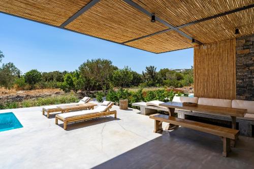 Πισίνα στο ή κοντά στο Akra Grammeno Beachfront Villas