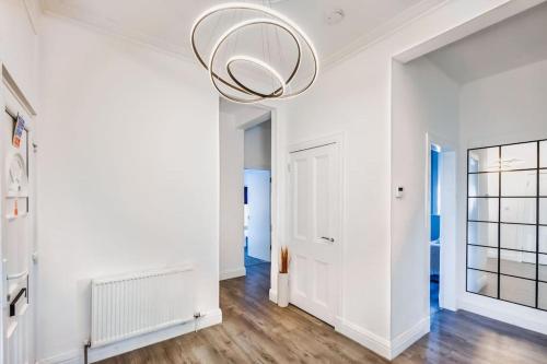 Billede fra billedgalleriet på Kali Apartment - Spacious 3 bed apartment in Wishaw i Wishaw