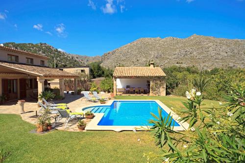 Fotografie z fotogalerie ubytování Elegant Pollensa Villa Private Gardens Villa Cal Beato La Font v destinaci Pollença