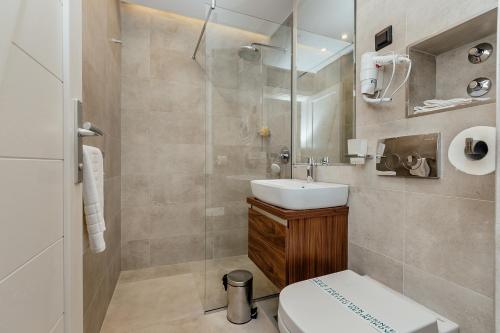Un baño de Conte Hotel & Restaurant