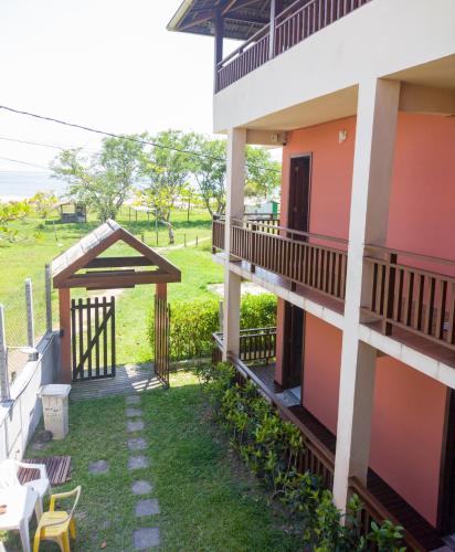 a view of the outside of a house at Bora Bora Temporada in Gamboa