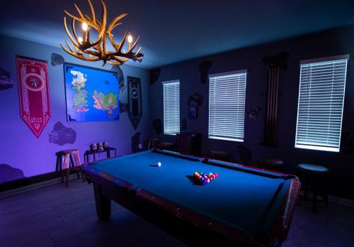B - New 4 Bedroom Home - 5 Miles to Disney - Free Water Park - Private Pool photo 125