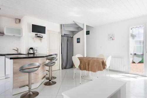 Petite maison "Saline" avec terrasse