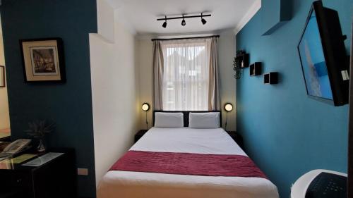 Katil atau katil-katil dalam bilik di The Royale Chulan Hyde Park Hotel