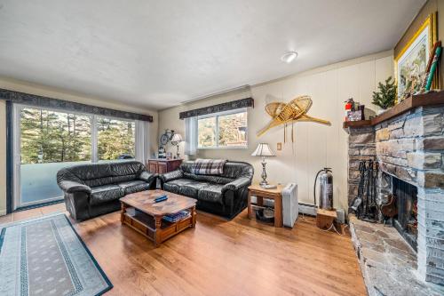 Χώρος καθιστικού στο Getaway Condo