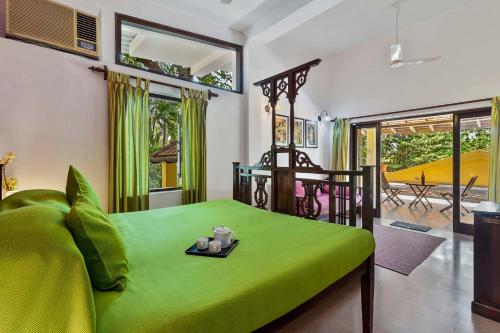 Posezení v ubytování Casa Saipem with River View & Kitchen access by StayVista