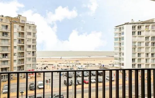 Awesome apartment in Oostende with Outdoor swimming pool, WiFi and 2 Bedrooms picture