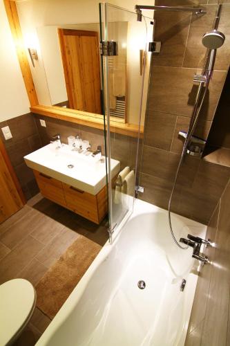 Amor Lodge photo 3