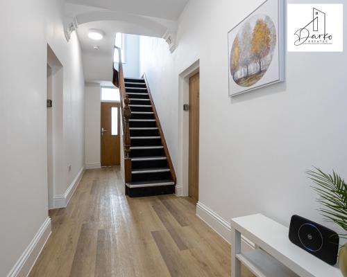 Galeriebild der Unterkunft Apartment 2 - Beautiful 1 Bedroom Apartment Near Manchester in Worsley