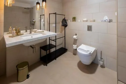 Pure Berlin Apartments - for up to 5 guests near Uber Arena, central, stylish photo 67