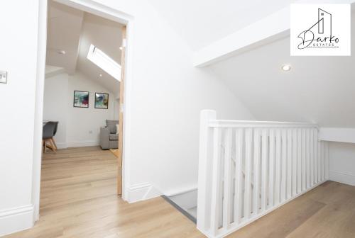 Galeriebild der Unterkunft Apartment 5 - Beautiful 1 Bedroom Apartment Near Manchester in Worsley