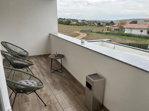 Balkón nebo terasa v ubytování Stef Rooms
